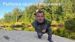 Рыба ломает катушку Рыбалка на реке Керженец. Семёнов. Нижегородская область.