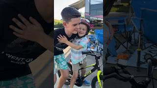 10 year old teaches kid to ride a bike #vlog