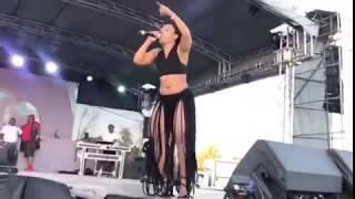 Zodwa Wabantu takes off her panties on stage