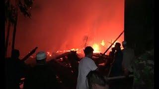 SI JAGO MERAHMENGAMUK..RUMAH STAF CAMAT RETEH LUDES TERBAKAR