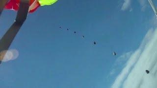 Meteorit fliegt knapp an Fallschirmspringer vorbei