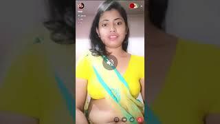 Aunty in Big Boobs Yellow Saree