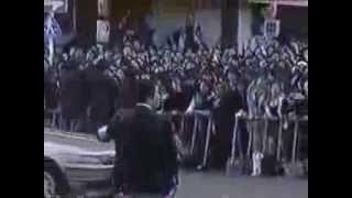 X JAPAN hide 葬儀 当時のニュース映像