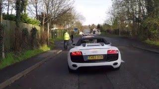 5 Audi R8s - Amazing sounds and reaction