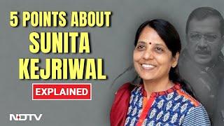 Sunita Kejriwal News  5 Facts On Sunita Kejriwal Delhi Chief Ministers Wife Now In Spotlight