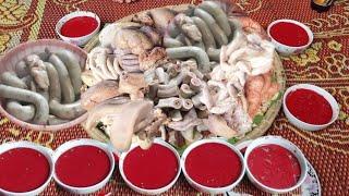 Ăn Tiết Canh Lòng Lợn R.ừng 35Kg Với Siêu Tiết Canh Úp Bát Đông Như Thạchfood from pig organs