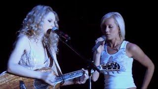 Taylor Swift & Kellie Pickler Live in Alabama2008