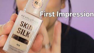 New Makeup Revolution Skin Silk Serum Luminous Serum Foundation F8.5 - FIRST IMPRESSION