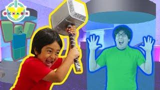 RYAN IS THE BEAST IN FLEE THE FACILITY ON ROBLOX  Lets Play with Ryans Daddy