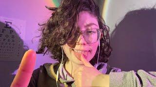 ASMR finger licking SPANISH trigger words tracing mouth sounds spit painting