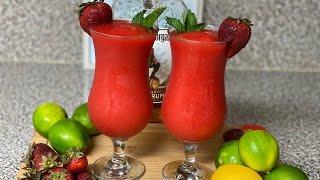 4 INGREDIENT STRAWBERRY DAIQUIRI HOW TO  HOT GIRL QUARANTINE DRINKS FROZEN DRINKS ADULT