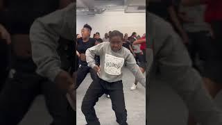 AFRO DANCE ChOREOGRapHY #viral #afrodace #africandance #shorts #afrobeatsdancer