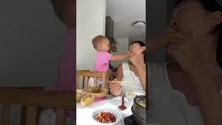 Cute mom & baby meal time w kisses  #mom #baby #food #shorts