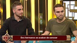 ¿Bailamos?  Dos hermanos se ven por primera vez en su vida bailando