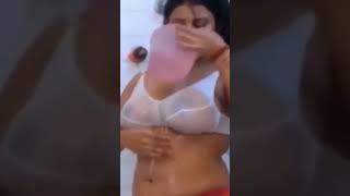 Aunty   Bathing   Hot aunty lovers