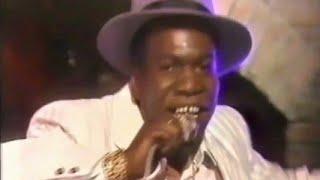 Barrington Levy - Here I Come + Under Mi Sensi Live UK TV 1985