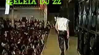 ZZ - A COISONA - MC BILLY - INOCENTÃO - BAILE DA ZZ DISCO