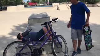 ANNOYING LITTLE KID RUINS THE SKATEPARK