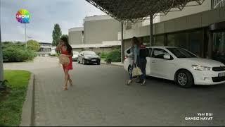 Güzide Arslan Bikinili Bacak Kalça Göğüs Frikikleri - Gamsız Hayat Show Tv