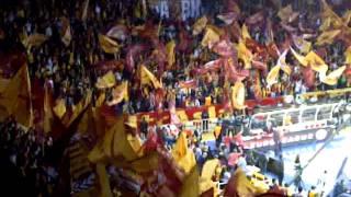 GS-olimpiakos  Oktay Mahmuti tezahüratı