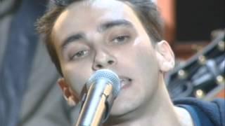 Saez « Jeune et con » Les Victoires de la Musique 2001