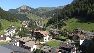 Selva di Val Gardena. Bolzano. Italia in 4K