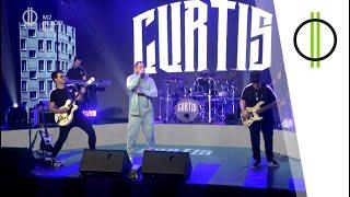 Curtis Live Band - megalapította első élő zenekarát Curtis