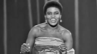 Miriam Makeba - Qongqothwane The Click Song Live 1963