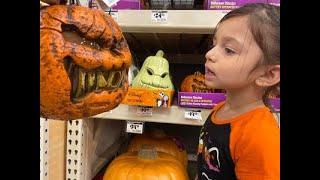 Jenna Plays With Halloween Toys At Home Depot