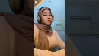 cewek hijab cantik sange