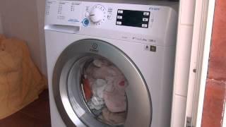 Funcionalidade Push & Wash Máquina de lavar roupa INDESIT INNEX XWE 81283X WSSS