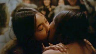 Inuit Throat Singing - Lesbian Kiss