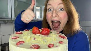 I baked a strawberry white chocolate cheesecake from Jane’s Patisserie- a full success