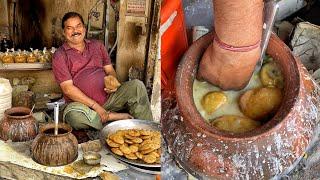 Most Entertaining Raita Kachori Wala of Firozabad फुल ऑन मनोरंजन Indian Street Food  UP