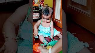 ৬ মাসের হৃয়াংশী-র প্রথম হোলি #bongkhutinati #babygirl #hriyangshilove #holi2024