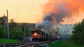 Подборка дымящих поездов тепловозы идут в разнос 2