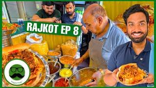 Spicy Gujarati Chaat of Rajkot  Ashapura Nashta Gruh  Katka Bhareli Bread & Dabeli  Veggie Paaji