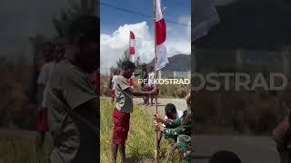 ANTUSIAS ANAK INTAN JAYA SAMBUT HUT RI #shorts #tni #tniad #kostrad #papua