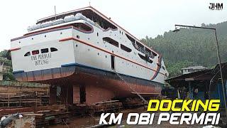 Docking KM Obi Permai #traveling #passengership #docking