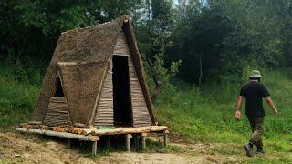 From Scratch Creating a Rustic Abode with a Clay Roof in the Wild