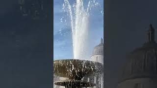 Slow motion Fountain Trafalgar Square￼