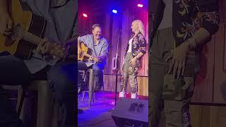 Blake Shelton and Gwen Stefani at their pop-up concert in Tishomingo. Ok 8-11-23