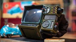 Assembling the Fallout 76 Pip-Boy Kit