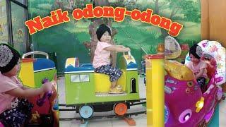 Naik Odong-odong Senangnya Indoor Playground  Baby Chia  •Tri Puji Astuti