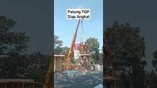 Crane Patung TGP