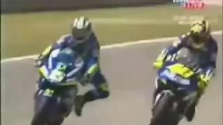 rossi saca de la pista a sete gibernau