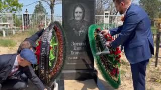 Салман Дадаев за свой счёт установил памятник ветерану ВОВ
