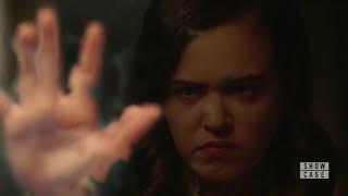 Legacies 1x15 Josie attacks Lizzie