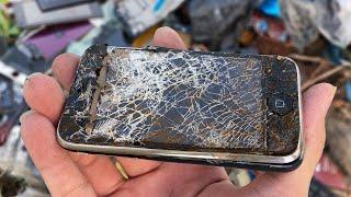 RESTORE OLD IPHONE 3GS Found From The Rubbish  Restoration Destroyed Abandoned Phone