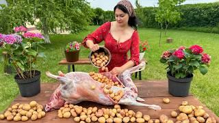  Unique Way to Cook Potatoes Inside a Whole Lamb 